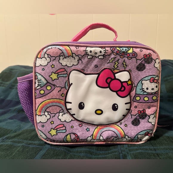 Hello Kitty Lunch Tote - Picture 1 of 7